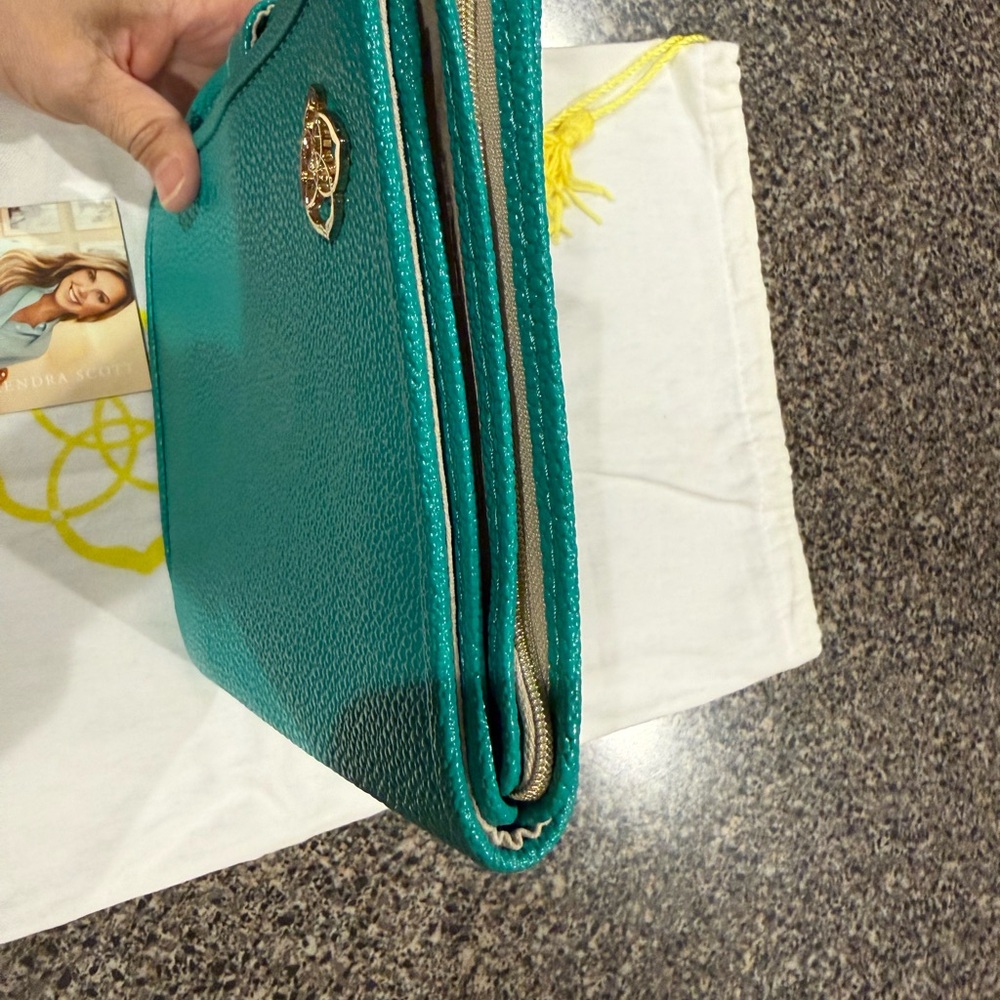 Retired Kendra Scott Zip Away Small Jewelry Organizer - Rare Dust bag included - Picture 10 of 12